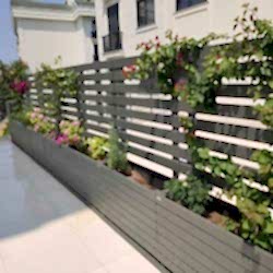 Lambri Saksılı Ahşap Paravan